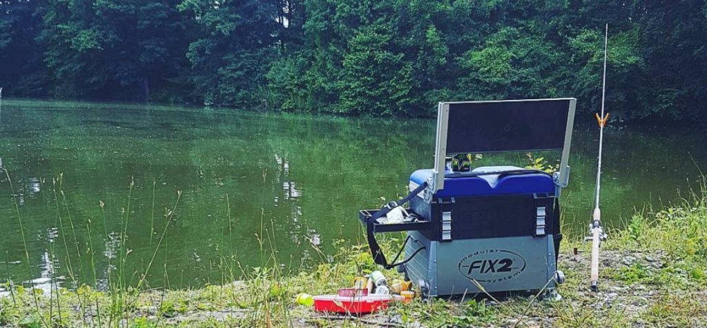 Fix 2 viskoffer vijver